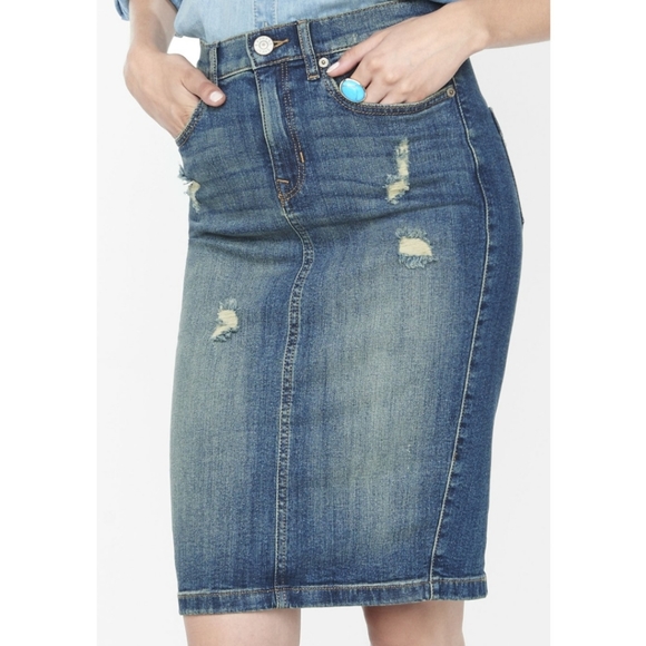 Express distressed denim pencil skirt - Picture 8 of 12